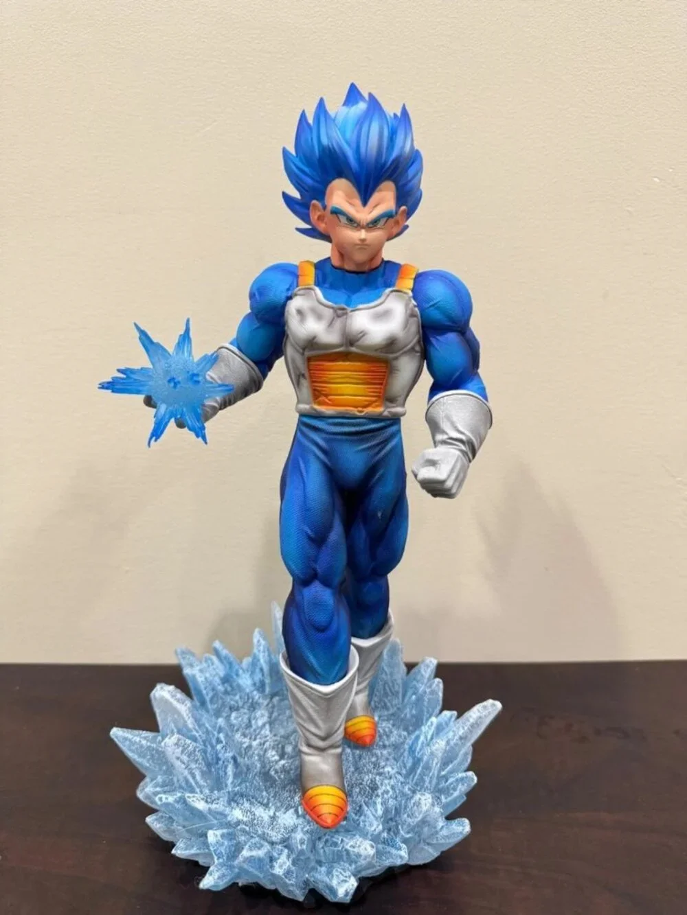 Light Up Dragon Ball Vegeta Figure Statue Base Super Saiyan God Anime Gift LED